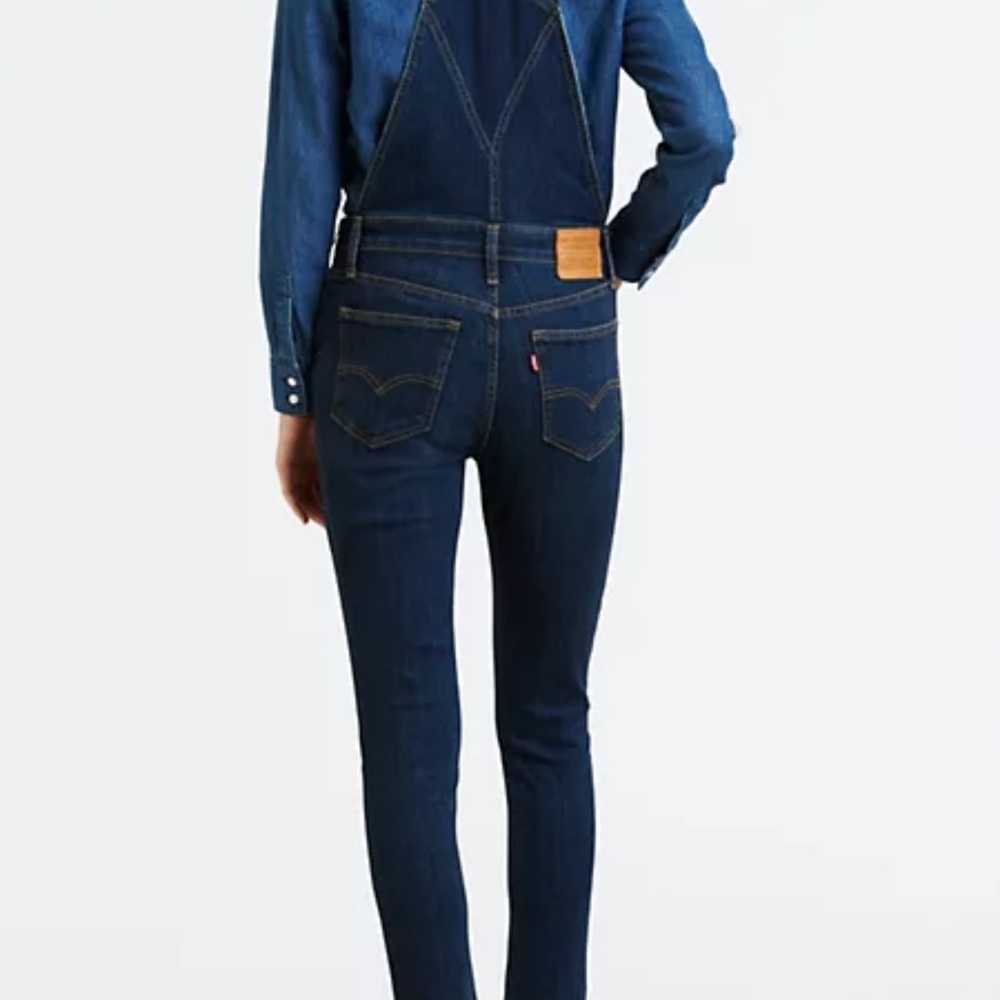 Levi’s Skinny cropped overalls